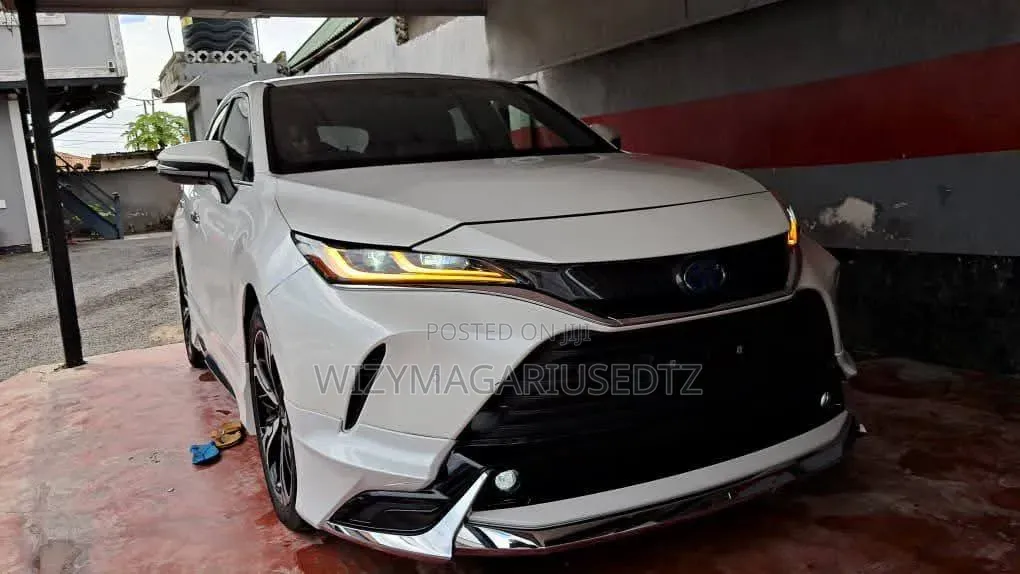 Toyota Harrier 2020 White