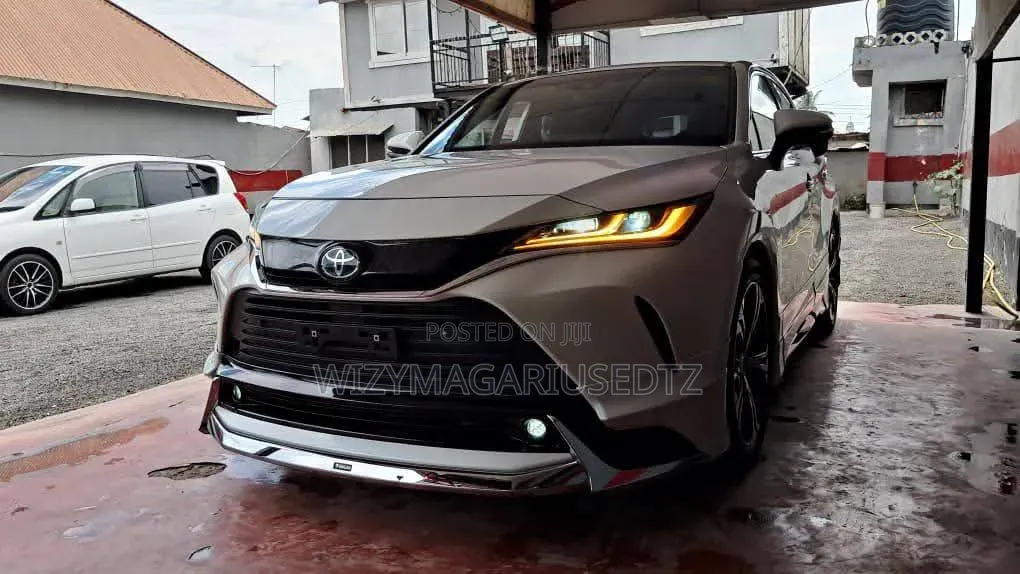 Toyota Harrier 2020 White