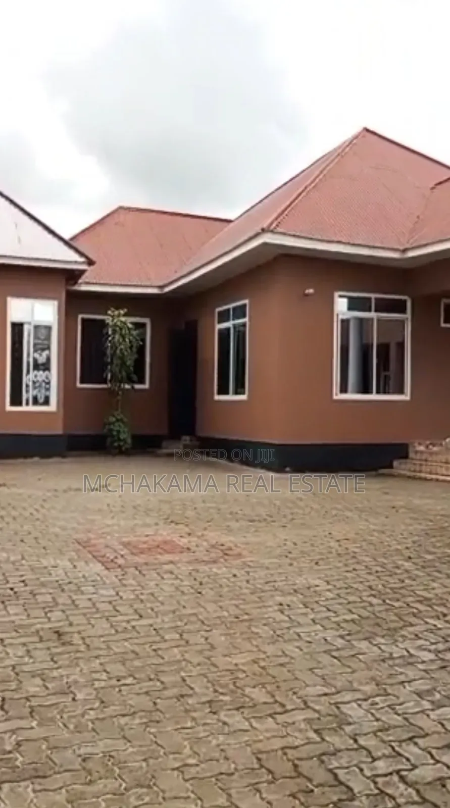 Furnished 11bdrm Apartment in Mchakama Real Estate, Bunju for sale