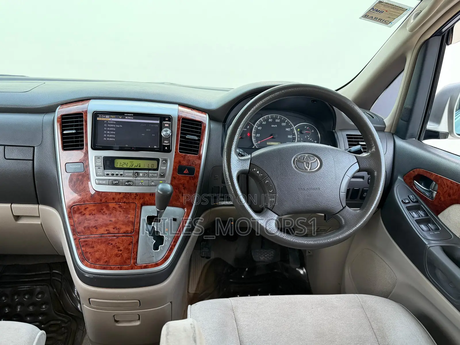 Toyota Alphard 2004 Silver