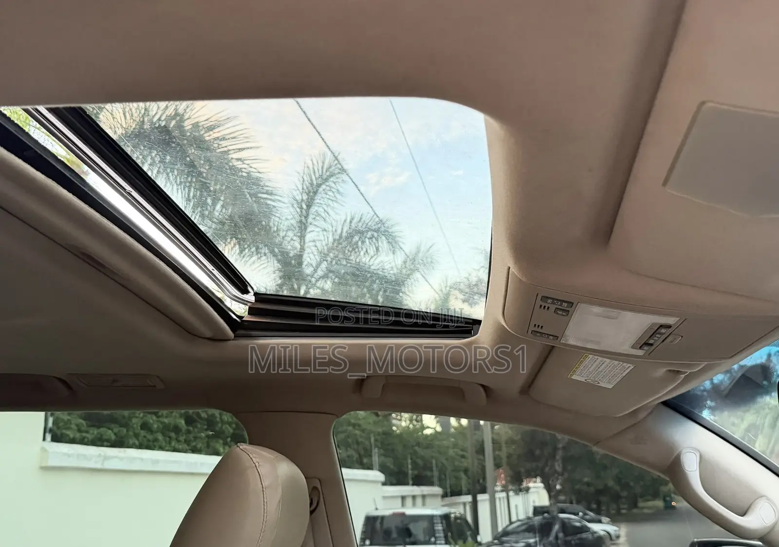 Toyota Land Cruiser 2009 White
