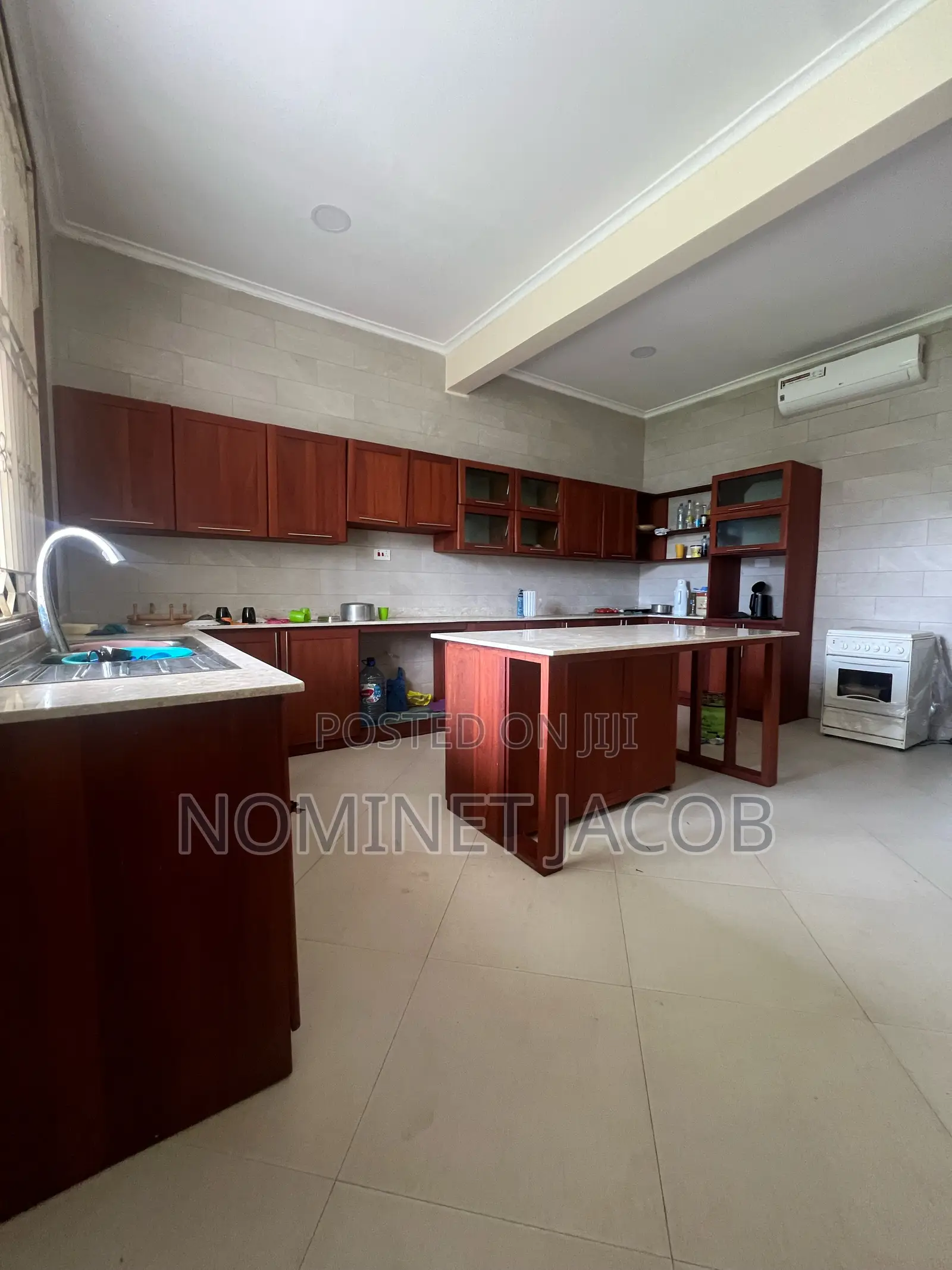 4bdrm Villa in Mbezi Beach Dar Es for rent