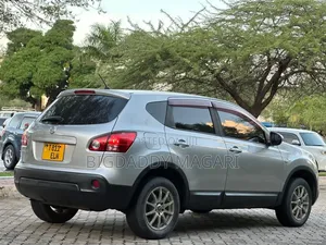 Nissan Dualis 2010 Silver