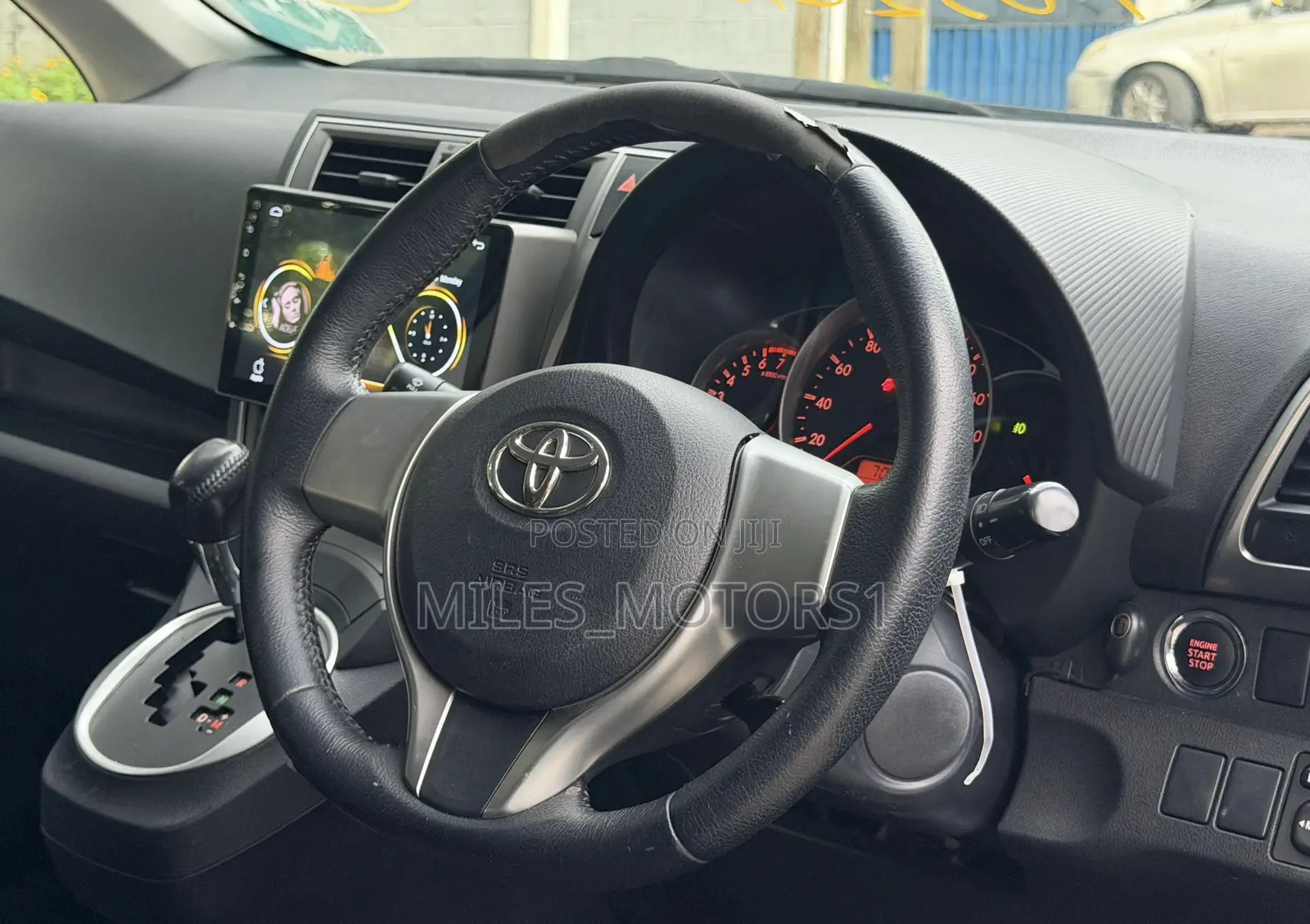 Toyota Ractis 2011 Black