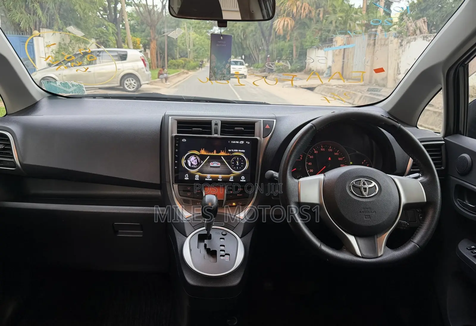 Toyota Ractis 2011 Black