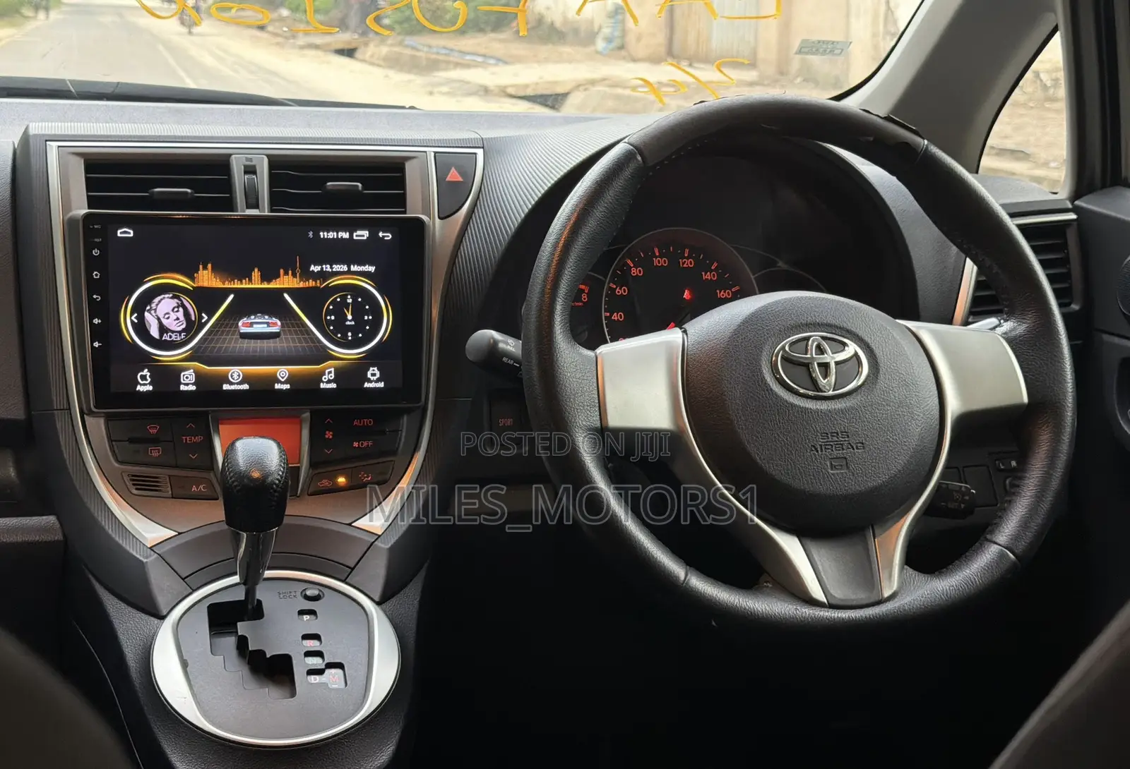 Toyota Ractis 2011 Black