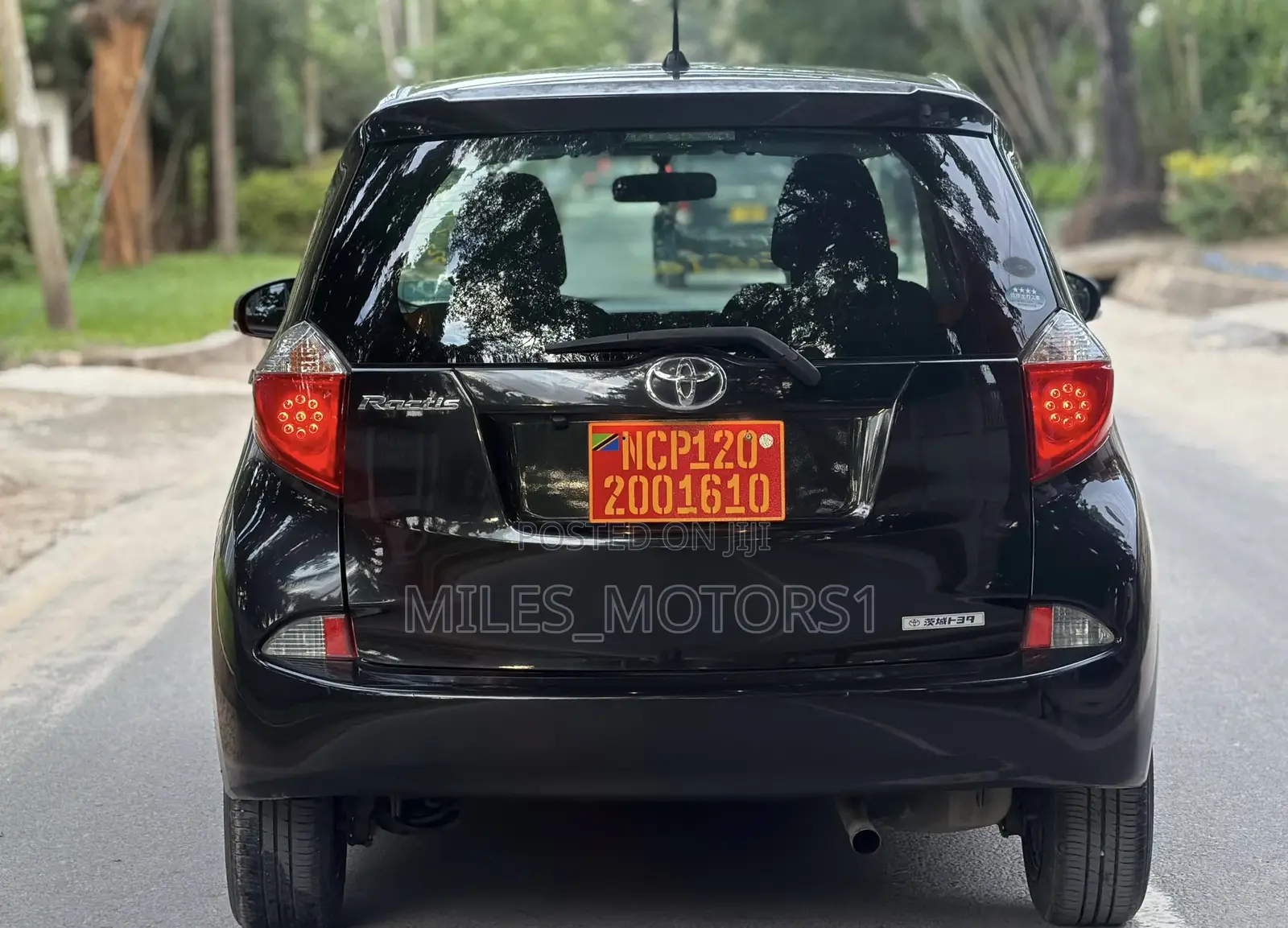 Toyota Ractis 2011 Black