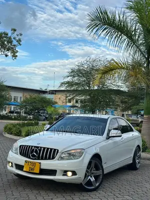 Mercedes-Benz C-Class 2008 White