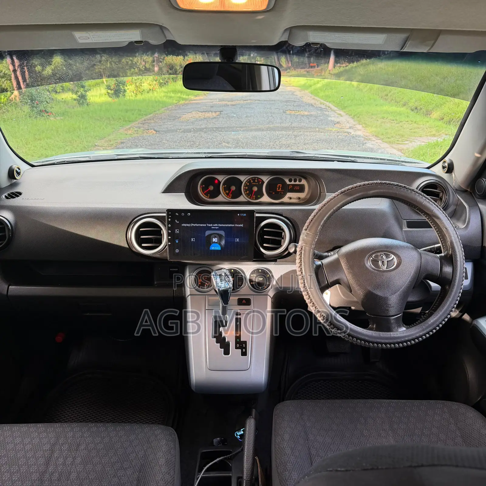 Toyota Corolla Rumion Hatchback 1.5 FWD 2009 Silver