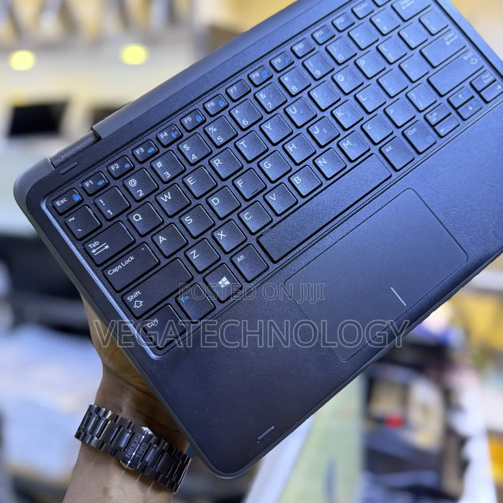 Laptop Dell Latitude 3189 4GB Intel Core 2 Duo SSD 128GB