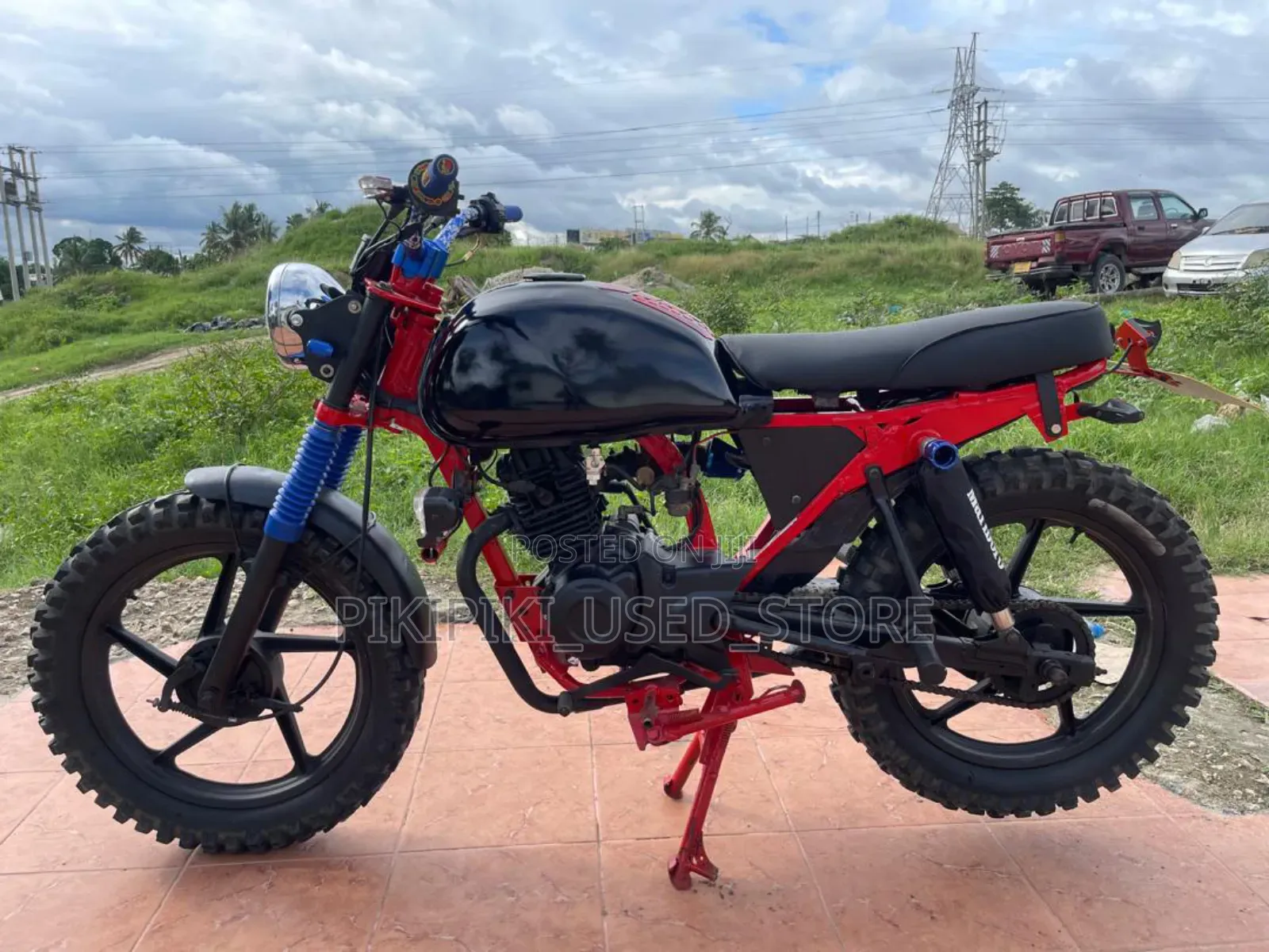 Aprilia Dorsoduro 2024 Black