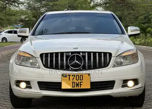 Mercedes-Benz C200 2007 White