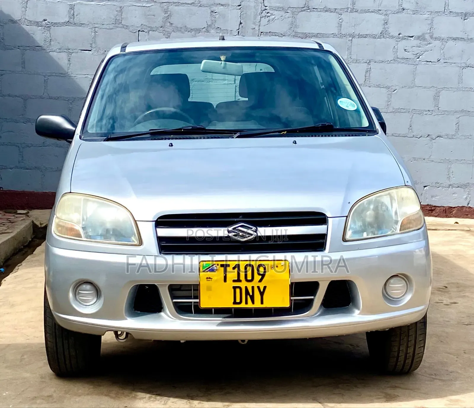 Suzuki Swift 2002 Silver