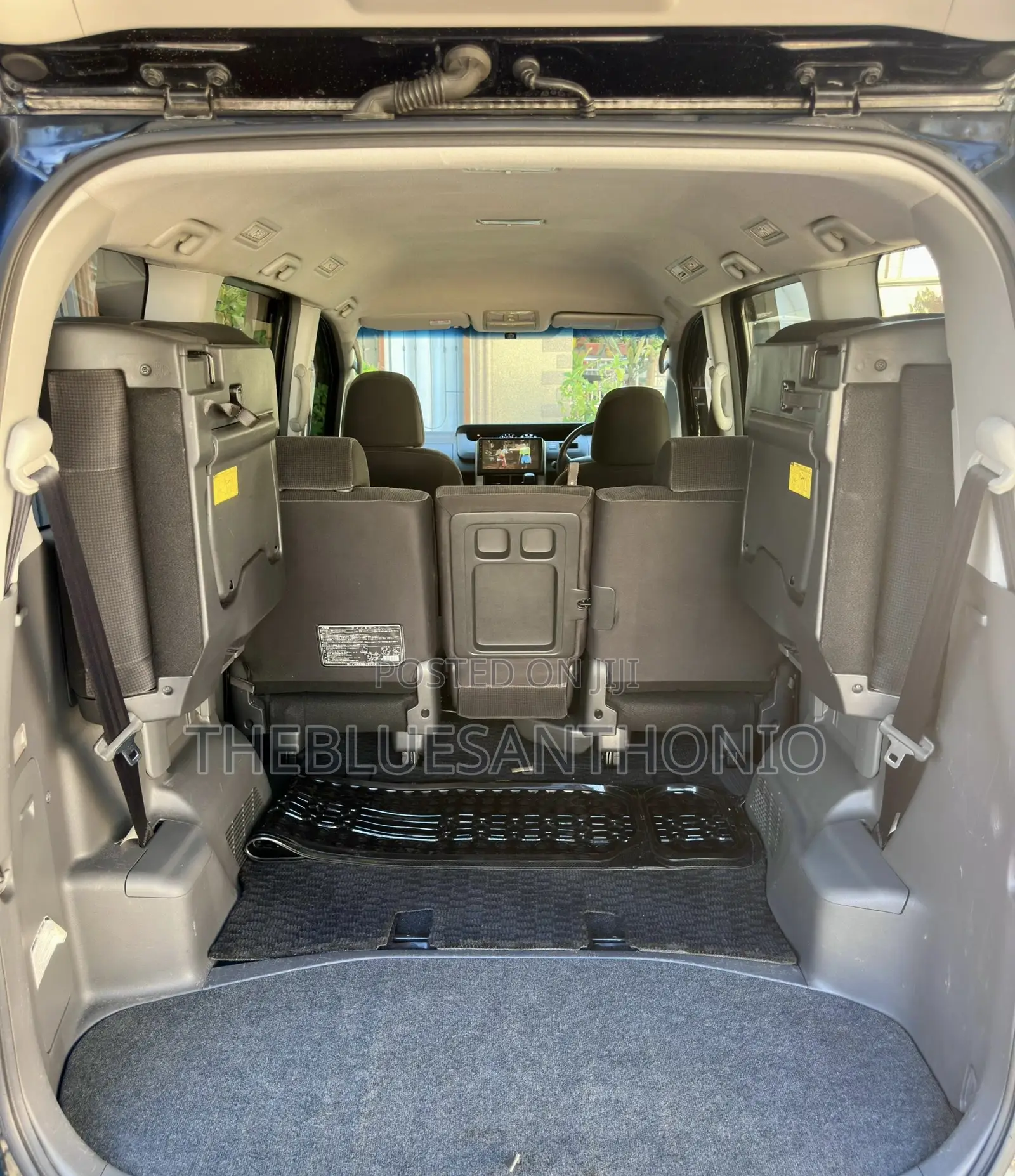 Toyota Noah 2009 Black