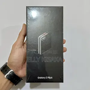 New Samsung Galaxy Z Flip6 256 GB Black