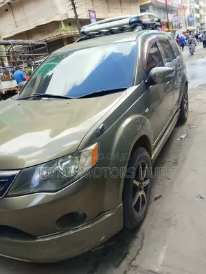 Mitsubishi Outlander 2008 Gold