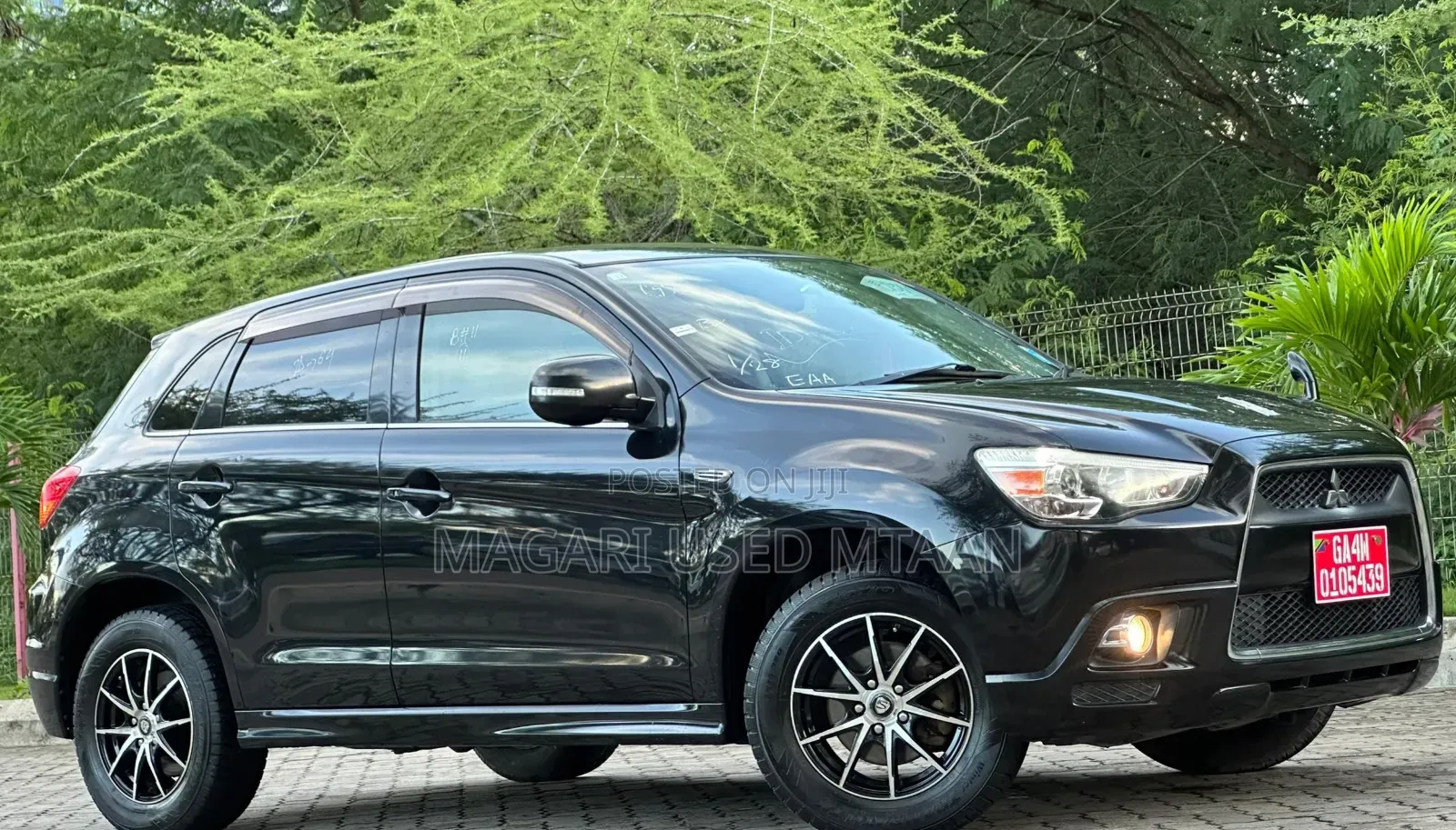 Mitsubishi RVR 2013 Black