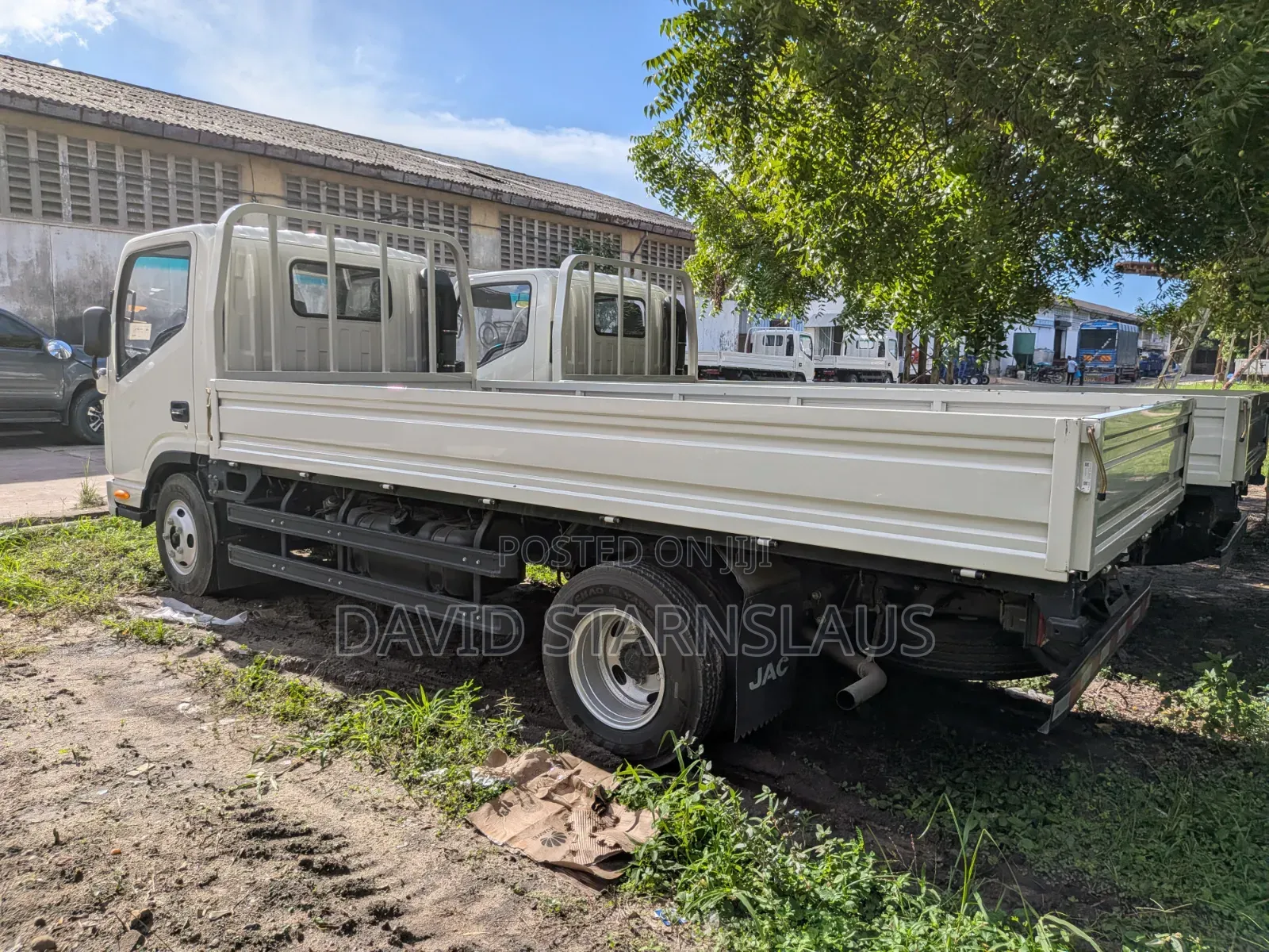 3t New Brand Jac Truck ( Half Body )