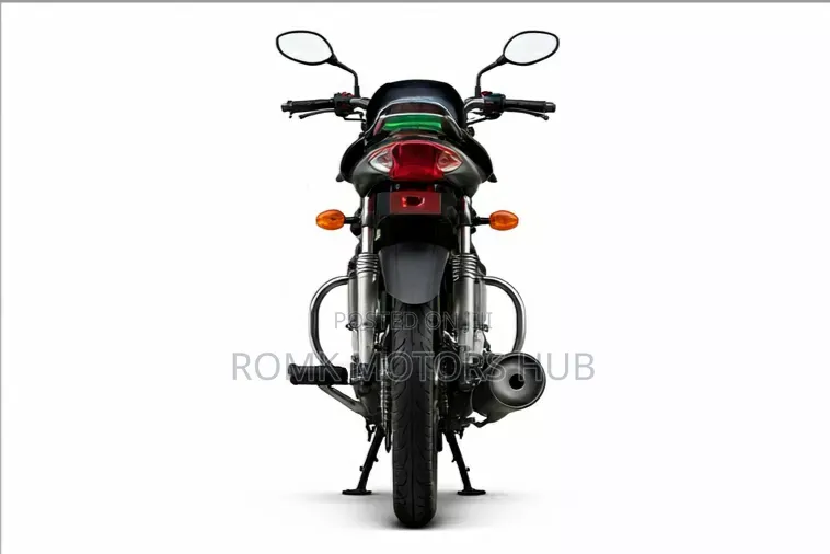 New TVS HLX 125 2025 Black