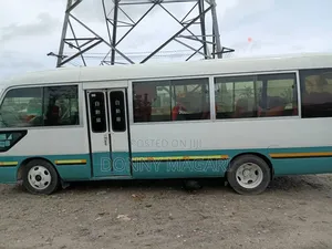 Toyota Coaster 2004 White