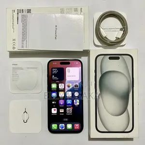 New Apple iPhone 15 128 GB Black