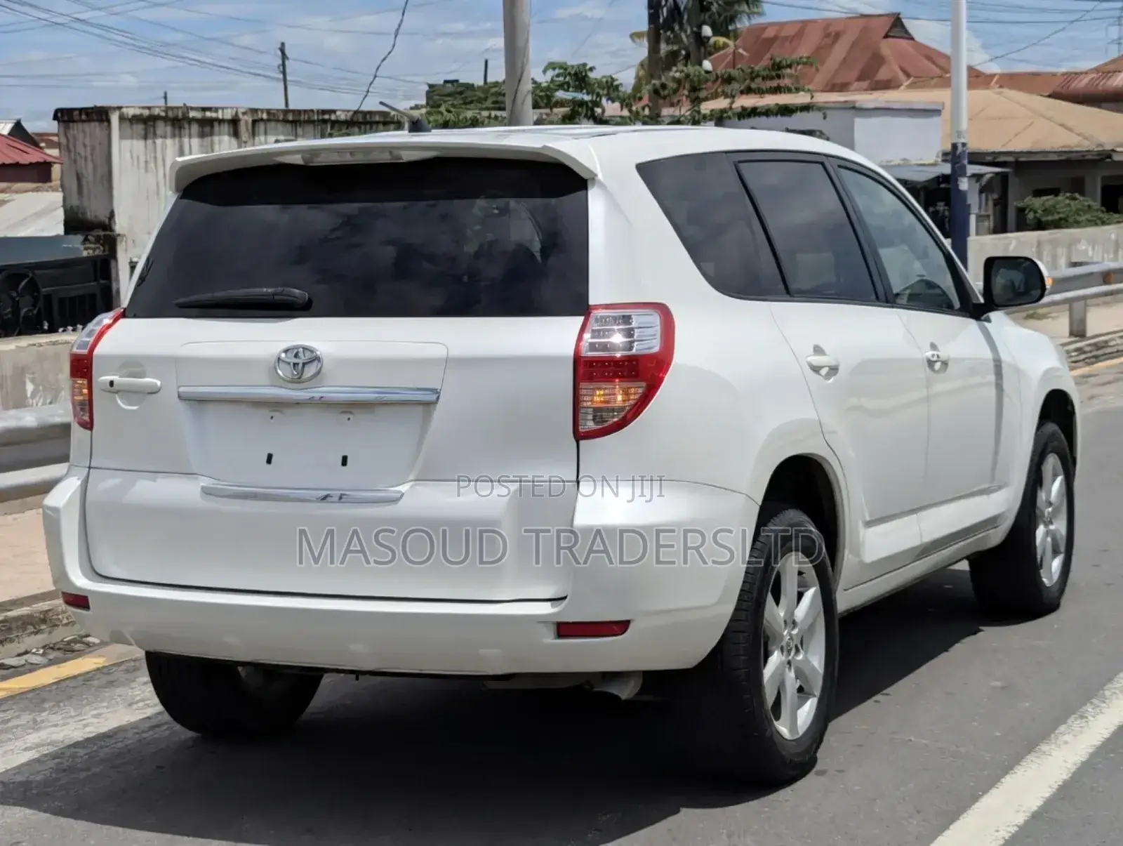Toyota Vanguard 2007 White