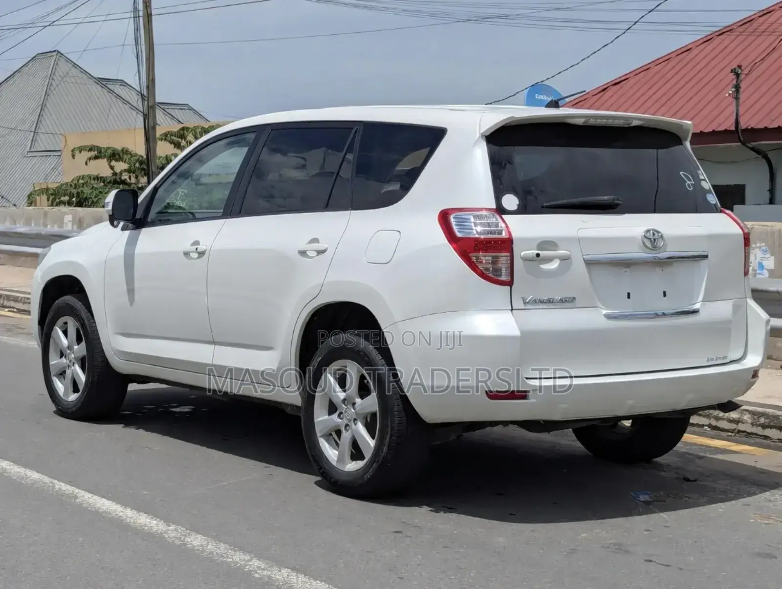 Toyota Vanguard 2007 White