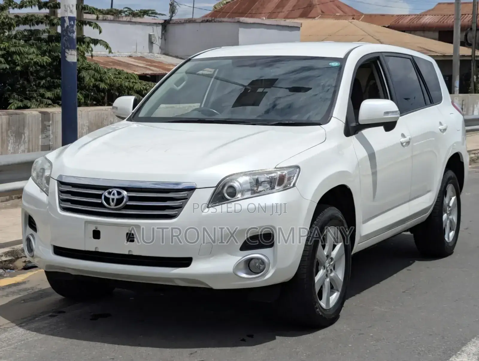 Toyota Vanguard 2007 White