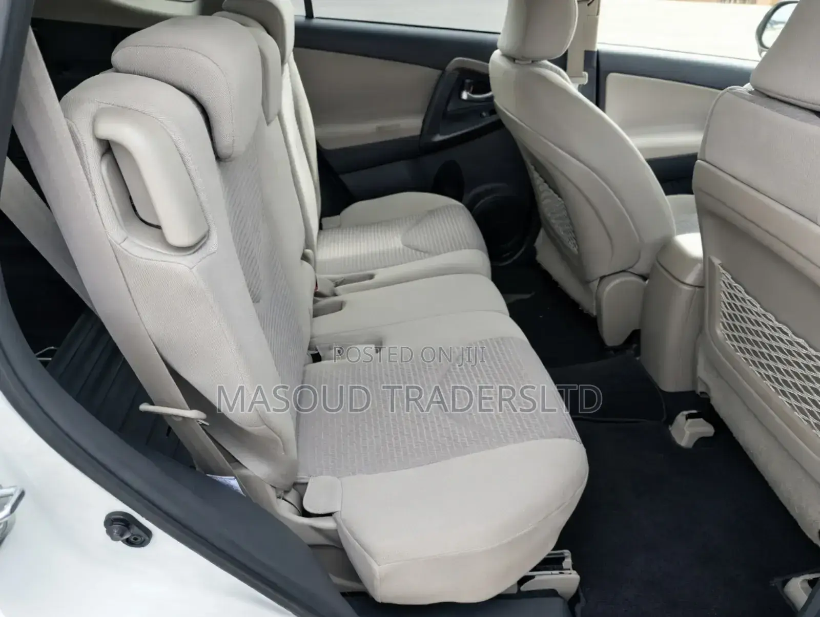 Toyota Vanguard 2007 White