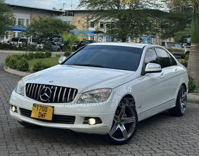 Mercedes-Benz C-Class 2008 White