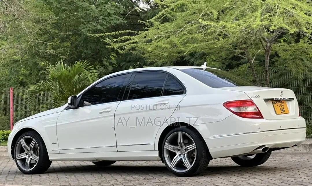 Mercedes-Benz C-Class 2008 White