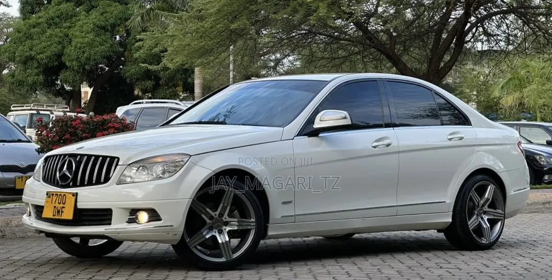 Mercedes-Benz C-Class 2008 White