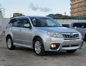 Subaru Forester 2.5X Limited 2010 Silver