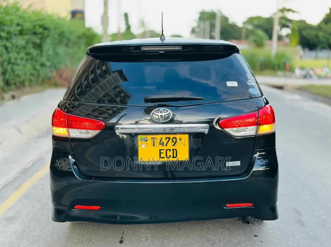 Toyota Wish 2011 Black