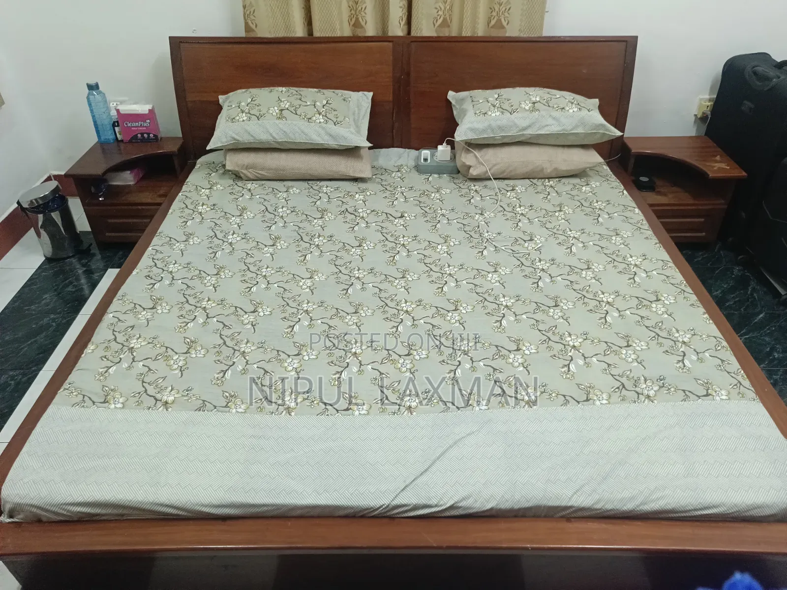 Hard Wood Bed
