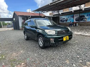 Toyota RAV4 1.8 2004 Green