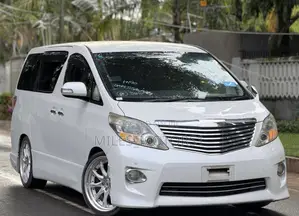 Toyota Alphard 2009 White
