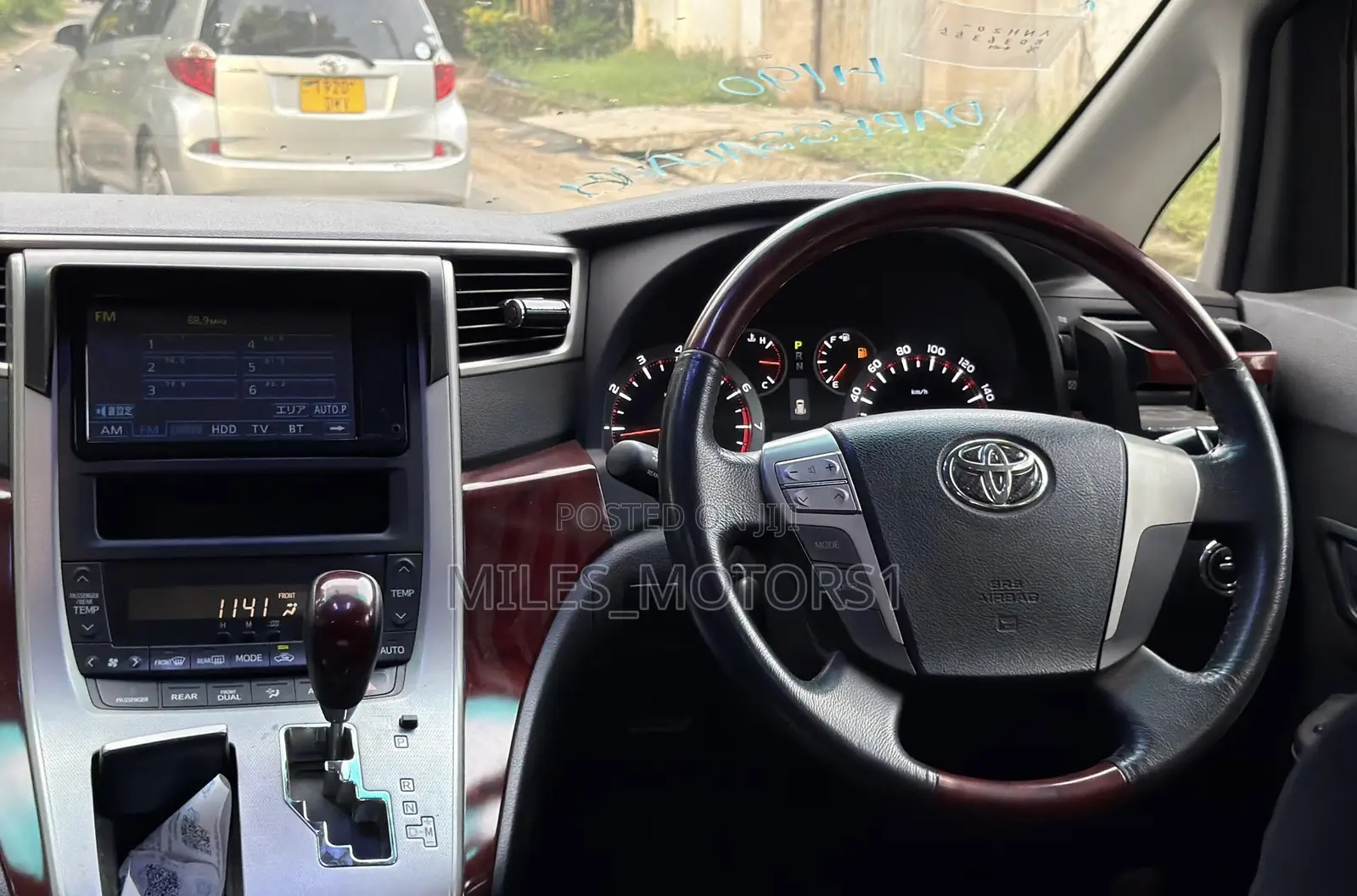 Toyota Alphard 2009 White