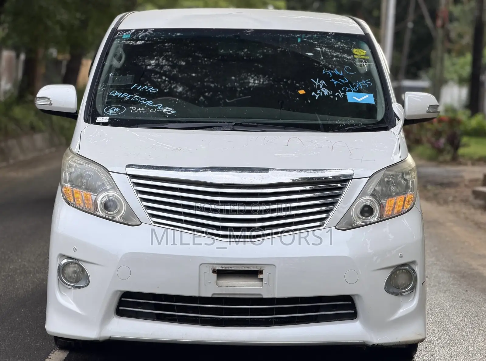 Toyota Alphard 2009 White