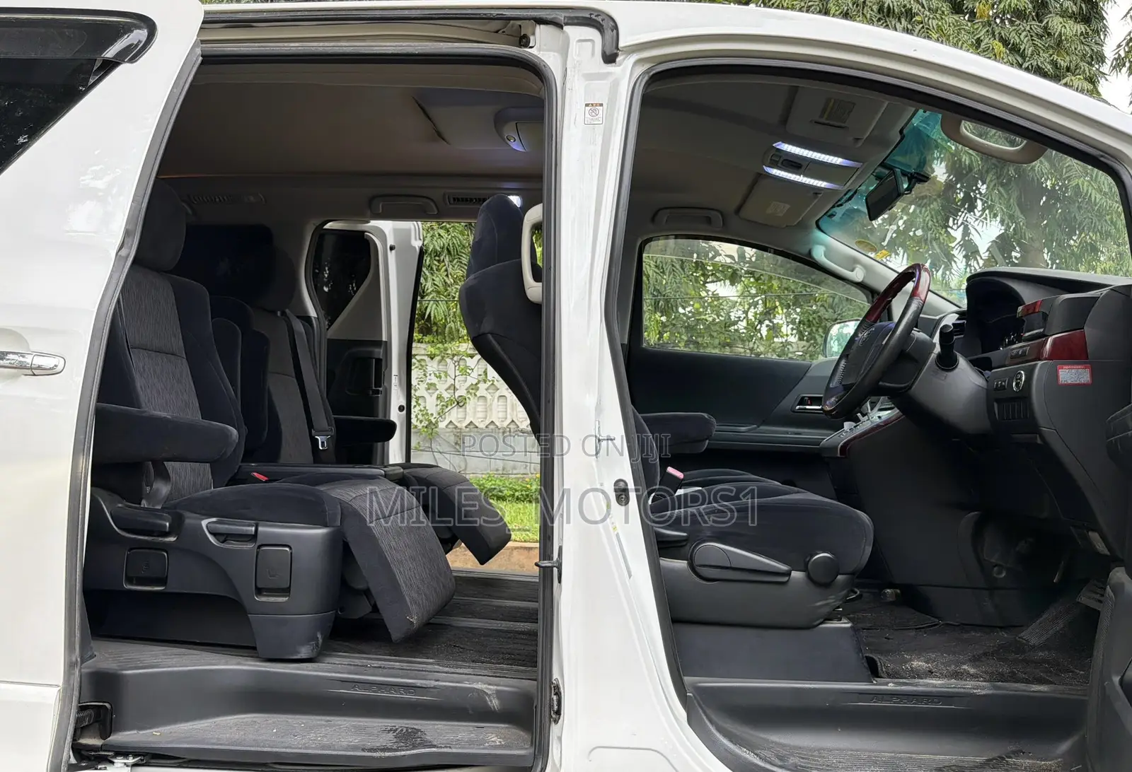 Toyota Alphard 2009 White