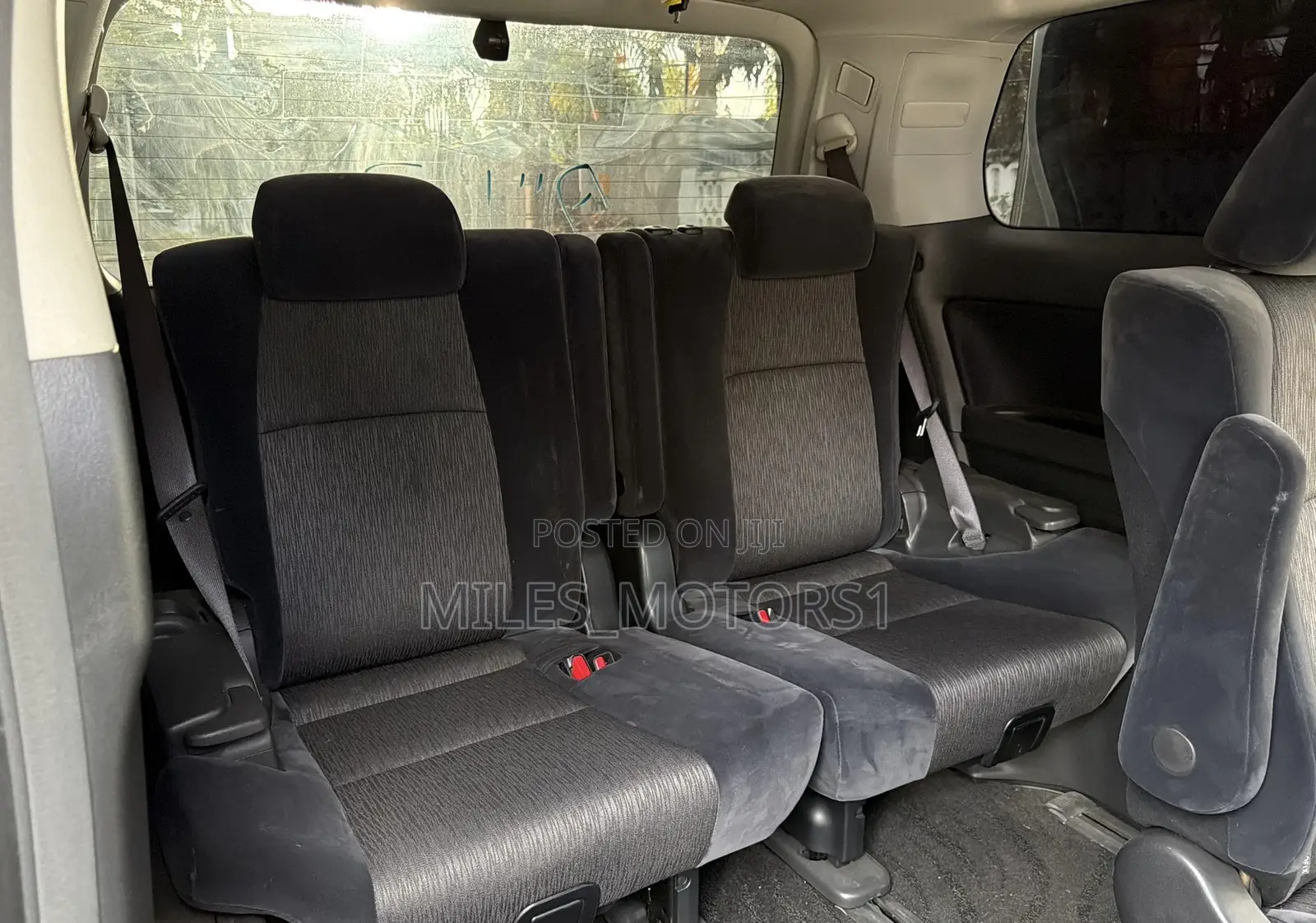 Toyota Alphard 2009 White