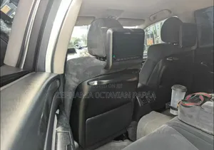 Toyota Crown Royale 2005 White