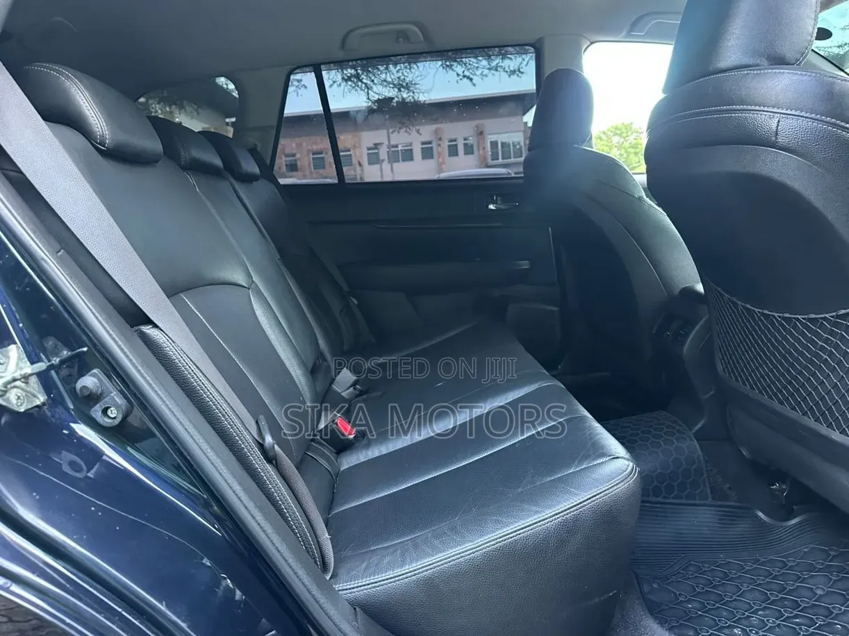 Subaru Legacy 2.5i 2013 Black