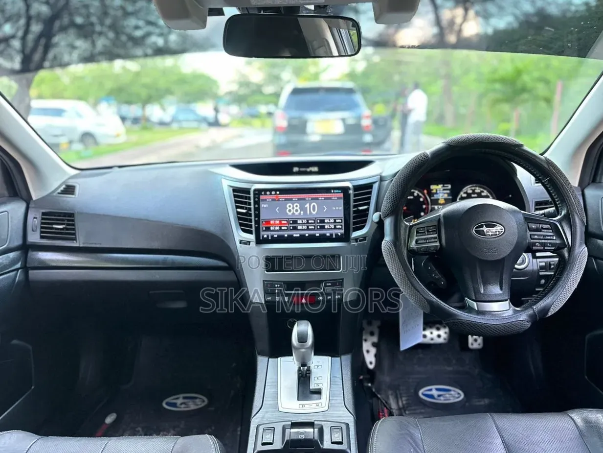 Subaru Legacy 2.5i 2013 Black