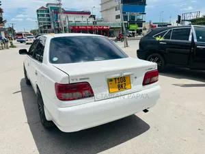 Toyota Carina 2001 White