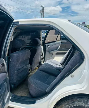 Toyota Carina 2001 White