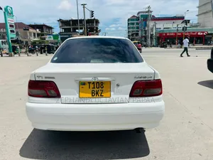 Toyota Carina 2001 White
