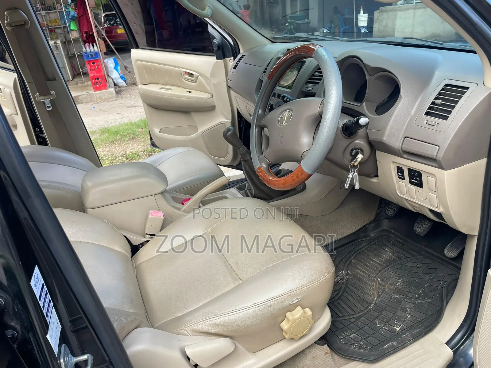 Toyota Hilux 2009 Black