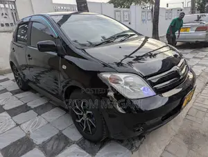 Toyota IST 2004 Black