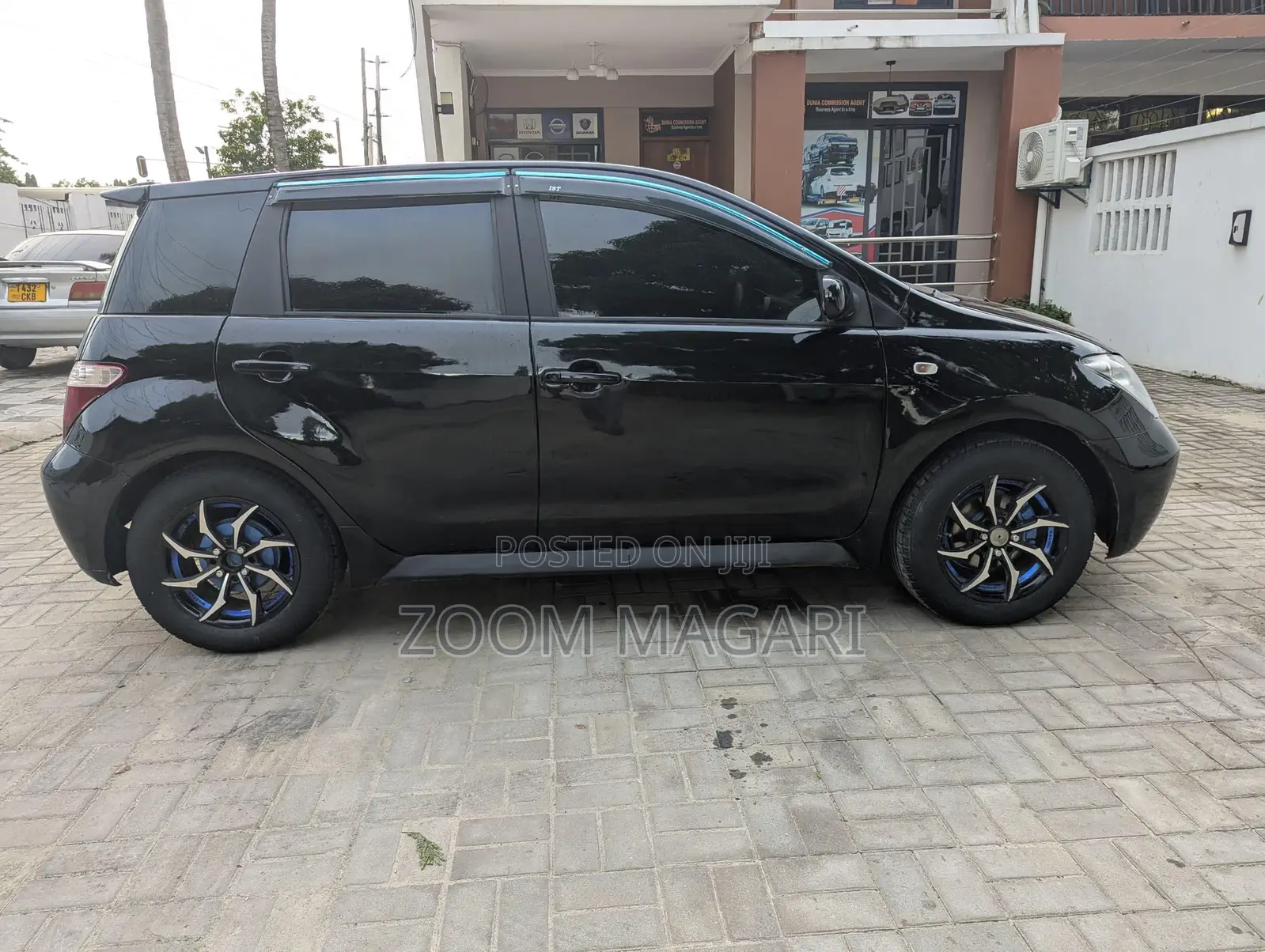 Toyota IST 2004 Black